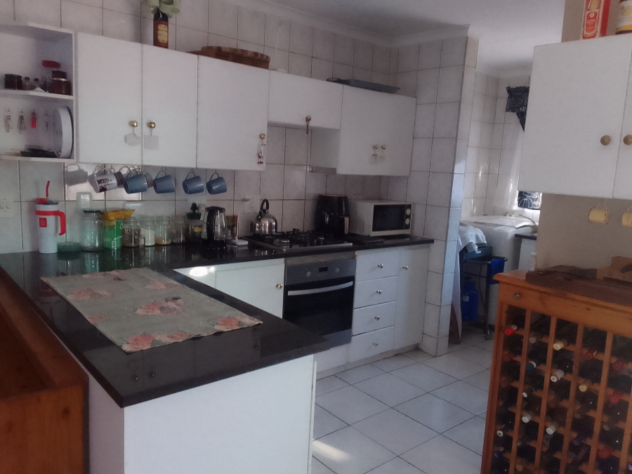 3 Bedroom Property for Sale in Geelhoutpark North West